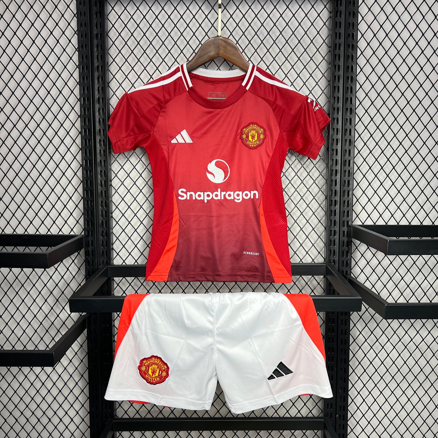 Manchester United 2024 - 2025 Kids Jersey