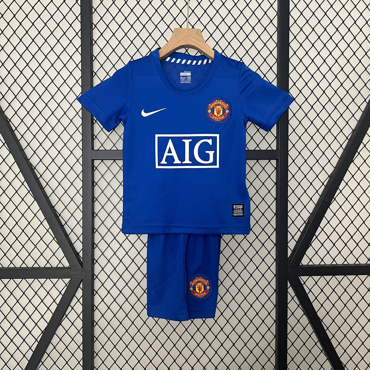 Manchester United 2007 - 2008 Away Retro Kids Jersey